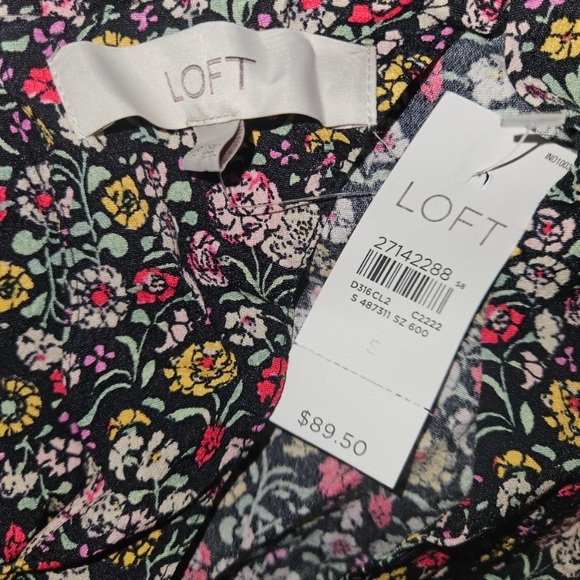 LOFT Multicolor Floral Garden Faux Wrap Ladderback accent Romper Pockets - Picture 9 of 11